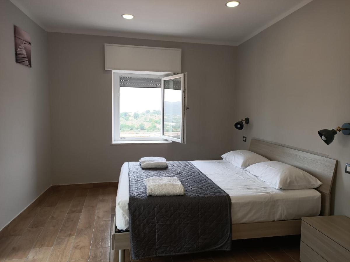 Appartement La Finestra Sul Colle à Caiazzo Extérieur photo