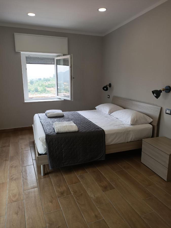 Appartement La Finestra Sul Colle à Caiazzo Extérieur photo